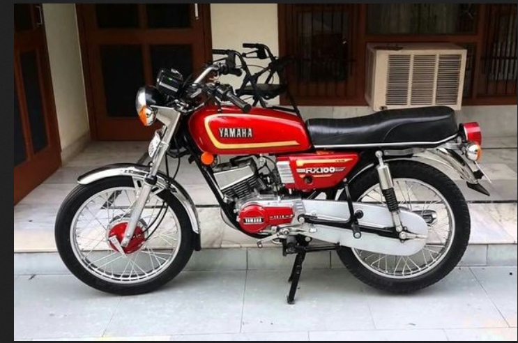 Old Yamha Rx100